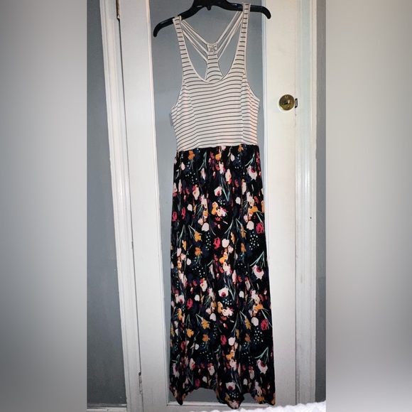 Stripped and Floral Maxi Dress - Picture 1 of 7